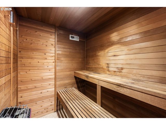 10744 Sw LANCASTER Rd, Portland, OR 97219