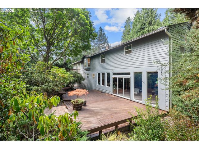 10744 Sw LANCASTER Rd, Portland, OR 97219