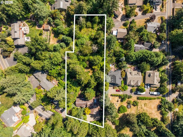 10744 Sw LANCASTER Rd, Portland, OR 97219