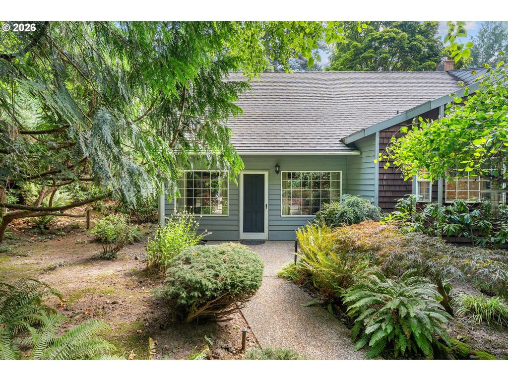 10744 Sw LANCASTER Rd, Portland, OR 97219