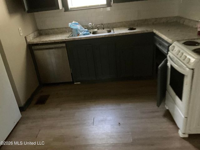 1442 Bass Avenue, Jackson, MS 39212