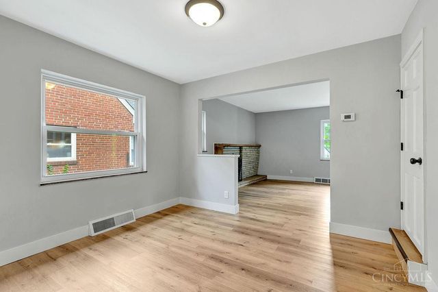 2625 St Albans Avenue, Golf Manor, OH 45237