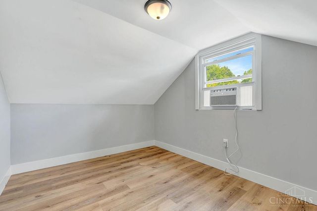 2625 St Albans Avenue, Golf Manor, OH 45237