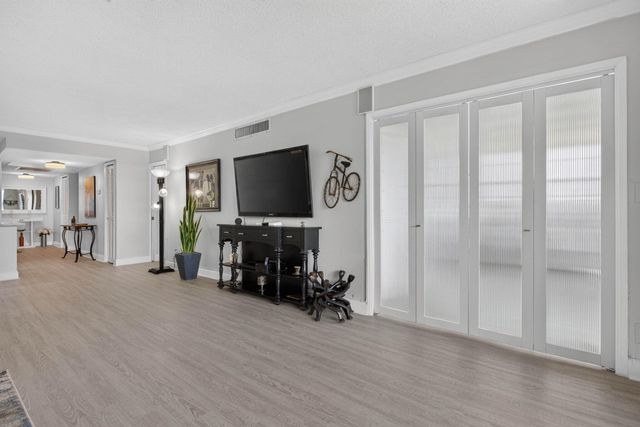 2901 S Palm Aire Drive 610, Pompano Beach, FL 33069