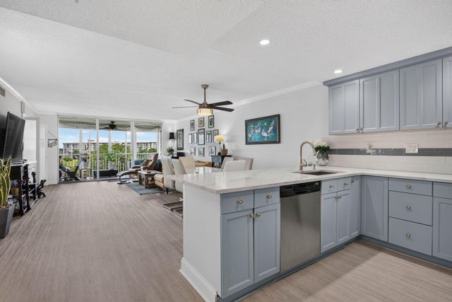 2901 S Palm Aire Drive 610, Pompano Beach, FL 33069