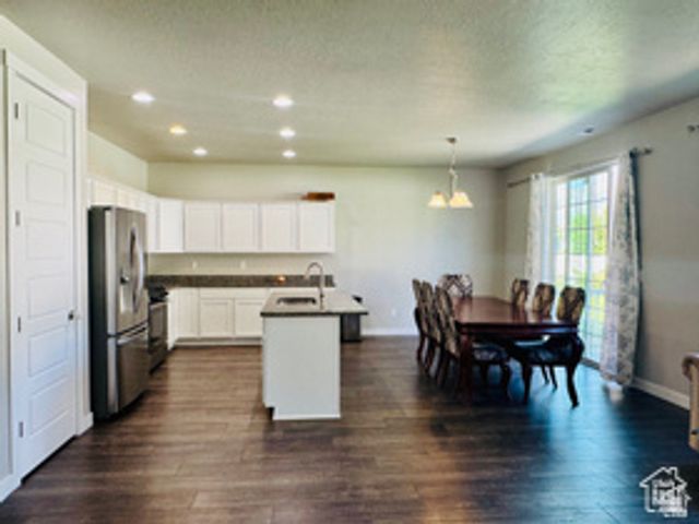 954 N WAHLEN WAY, Harrisville, UT 84404