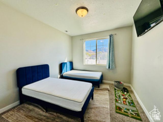 954 N WAHLEN WAY, Harrisville, UT 84404