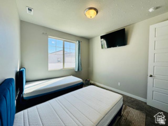 954 N WAHLEN WAY, Harrisville, UT 84404