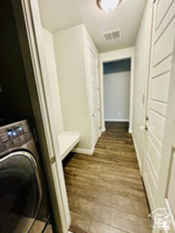 954 N WAHLEN WAY, Harrisville, UT 84404