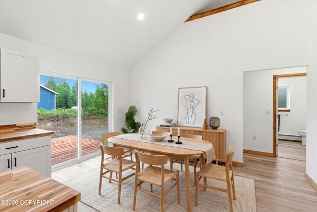 13862 W Halston Avenue, Big Lake, AK 99623