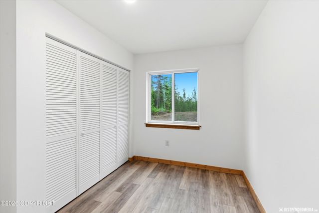 13862 W Halston Avenue, Big Lake, AK 99623