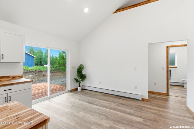 13862 W Halston Avenue, Big Lake, AK 99623