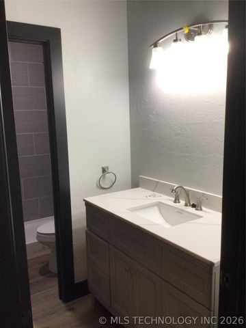 106 S Elliott Street, Pryor, OK 74361