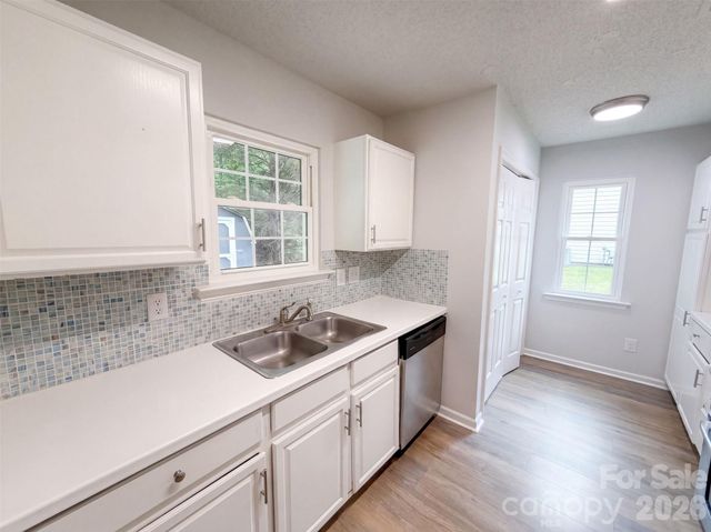 1412 Bells Knox Road, Charlotte, NC 28214