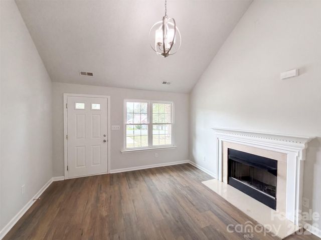 1412 Bells Knox Road, Charlotte, NC 28214