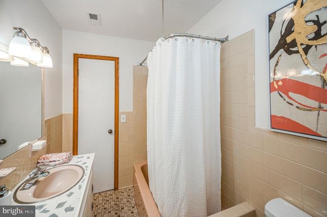6146 DUNCAN TRL, Reva, VA 22735