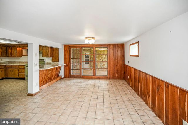 6146 DUNCAN TRL, Reva, VA 22735