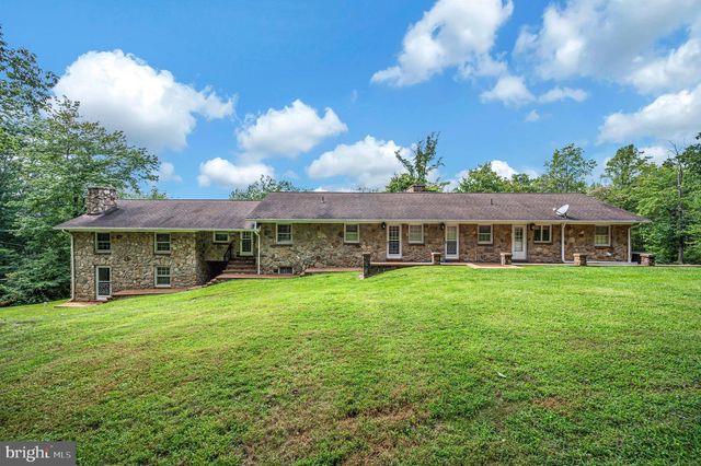 6146 DUNCAN TRL, Reva, VA 22735