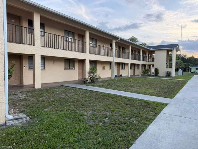 618 Gerald AVE 415, Lehigh Acres, FL 33936