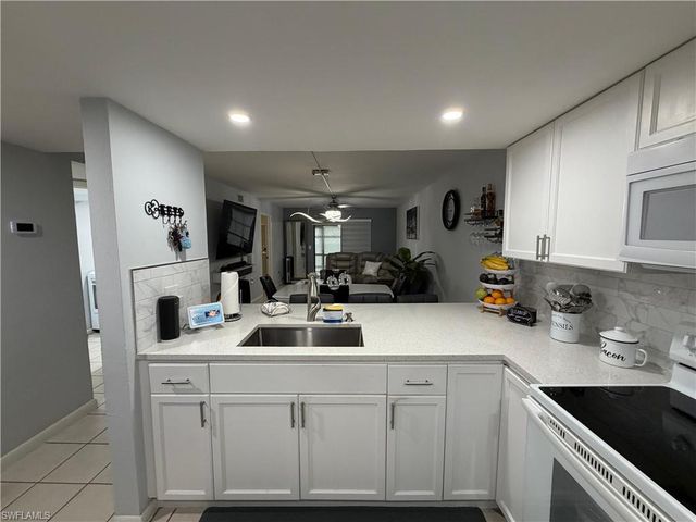 618 Gerald AVE 415, Lehigh Acres, FL 33936