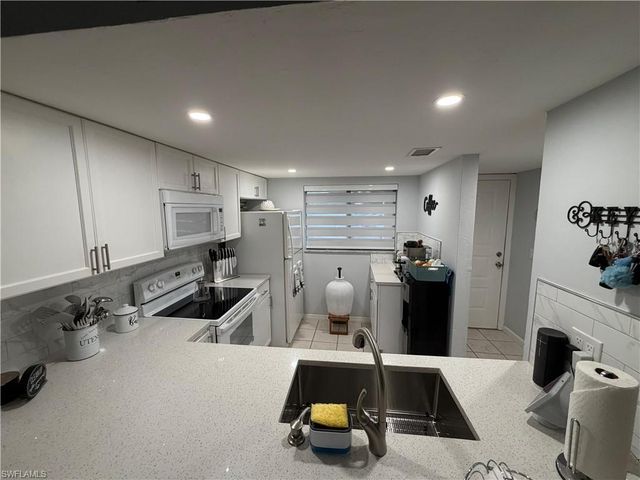 618 Gerald AVE 415, Lehigh Acres, FL 33936