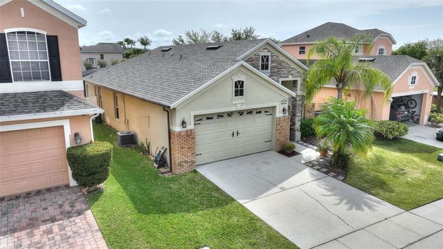 15031 HUNTCLIFF PARK WAY, Orlando, FL 32824