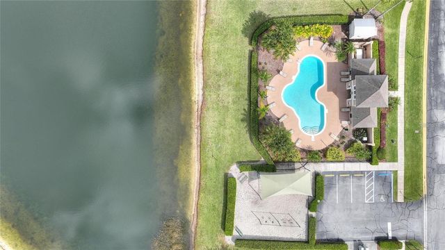 15031 HUNTCLIFF PARK WAY, Orlando, FL 32824