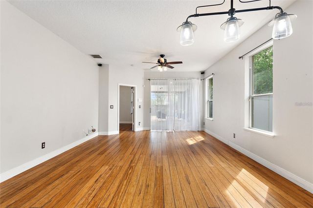 15031 HUNTCLIFF PARK WAY, Orlando, FL 32824