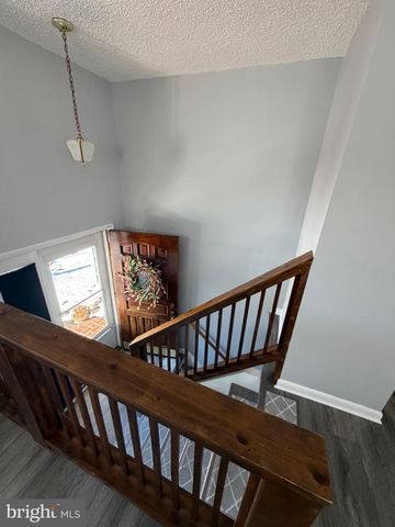 501 CARA CT, Martinsburg, WV 25401