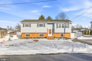 501 CARA CT, Martinsburg, WV 25401