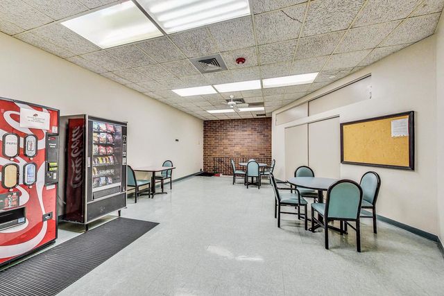 701 Forum Square 402, Glenview, IL 60025
