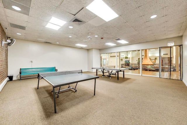 701 Forum Square 402, Glenview, IL 60025