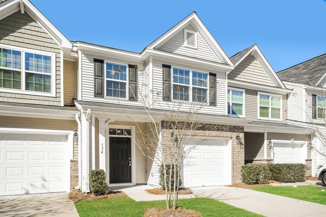 134 Alpine Road, Summerville, SC 29485