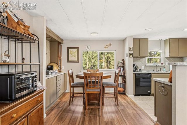 1299 Pikes Peak Drive, Florissant, CO 80816