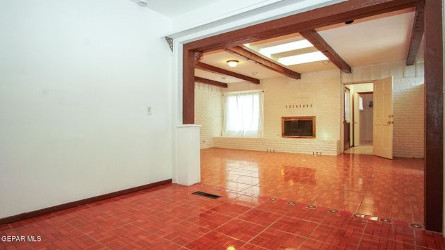 356 CORAL HILLS Road, El Paso, TX 79912