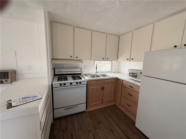 6864 W Stirrup Circle, Dolan Springs, AZ 86441