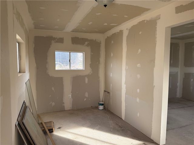 6864 W Stirrup Circle, Dolan Springs, AZ 86441