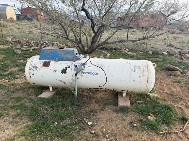 6864 W Stirrup Circle, Dolan Springs, AZ 86441