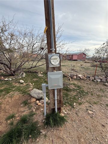 6864 W Stirrup Circle, Dolan Springs, AZ 86441