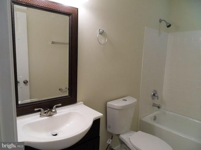 43441 POSTRAIL SQ, Ashburn, VA 20147