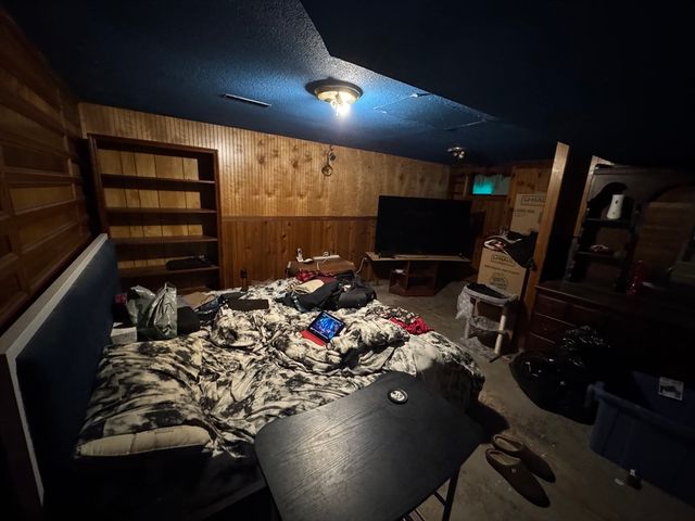 132 Commonwealth Ave, Lowell, MA 01852