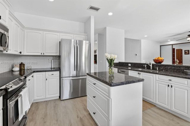 1311 Croton Ct, Weston, FL 33327