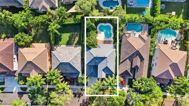1311 Croton Ct, Weston, FL 33327