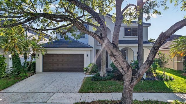 1311 Croton Ct, Weston, FL 33327