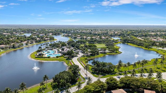 1311 Croton Ct, Weston, FL 33327