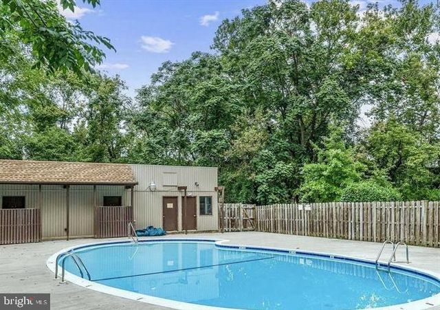 34 PINE BARK CT #34, Cockeysville, MD 21030