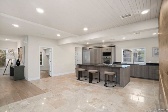 5 Kings Heath, San Antonio, TX 78257