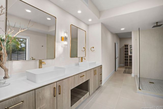 5 Kings Heath, San Antonio, TX 78257