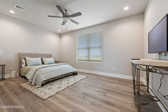 203 Firethorn Drive, Youngsville, LA 70592