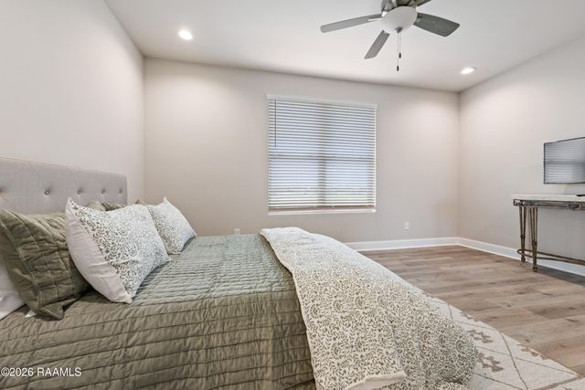 203 Firethorn Drive, Youngsville, LA 70592